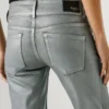Jeans a vita bassa e vestibilità dritta – Venus