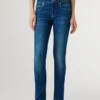 Jeans a vita bassa e vestibilità slim – Iconic Brooke