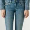 Jeans a vita bassa e vestibilità slim – Iconic Brooke