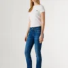 Jeans a vita bassa e vestibilità slim – Iconic Brooke