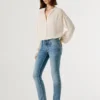 Jeans a vita bassa e vestibilità slim – Venus