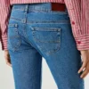 Jeans a vita bassa e vestibilità slim – Venus