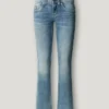 Jeans a vita bassa e vestibilità slim – Venus