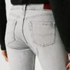 Jeans a vita media con taglio bootcut – Piper Jeans a vita media con taglio bootcut – Piper