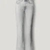 Jeans a vita media con taglio bootcut – Piper Jeans a vita media con taglio bootcut – Piper