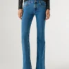 Jeans a vita media e gamba svasata – Venus Jeans a vita media e gamba svasata – Venus