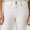 Jeans a vita media e gamba svasata – Venus Jeans a vita media e gamba svasata – Venus