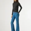 Jeans a vita media e gamba svasata – Venus Jeans a vita media e gamba svasata – Venus
