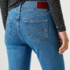 Jeans a vita media e gamba svasata – Venus Jeans a vita media e gamba svasata – Venus
