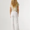 Jeans a vita media e gamba svasata – Venus Jeans a vita media e gamba svasata – Venus
