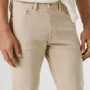 Jeans a vita media e vestibilità affusolata – Stanley Jeans a vita media e vestibilità affusolata – Stanley