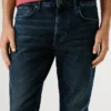 Jeans a vita media e vestibilità affusolata – Stanley Jeans a vita media e vestibilità affusolata – Stanley