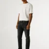 Jeans a vita media e vestibilità affusolata – Stanley Jeans a vita media e vestibilità affusolata – Stanley