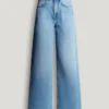 Jeans a vita media e vestibilità ampia Jeans a vita media e vestibilità ampia