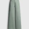 Jeans a vita media e vestibilità ampia