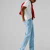 Jeans a vita media e vestibilità dritta
