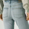 Jeans a vita media e vestibilità dritta – Arrow