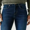 Jeans a vita media e vestibilità dritta – Cash