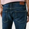 Jeans a vita media e vestibilità regolare – Cash Denim Jeans a vita media e vestibilità regolare – Cash Denim
