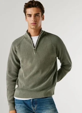Maglione a collo alto con mezza zip Maglione a collo alto con mezza zip