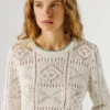 Maglione a maglia traforata con collo rotondo Maglione a maglia traforata con collo rotondo
