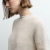 Maglione in maglia con scollo a V Maglione in maglia con scollo a V