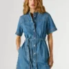 Miniabito in denim dalla vestibilità regolare Miniabito in denim dalla vestibilità regolare