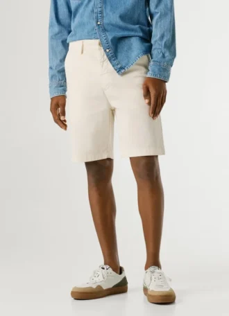 Pantaloncini chino dalla vestibilità regolare