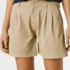Pantaloncini chino dalla vestibilità regolare Pantaloncini chino dalla vestibilità regolare
