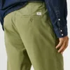 Pantaloncini chino dalla vestibilità regolare Pantaloncini chino dalla vestibilità regolare