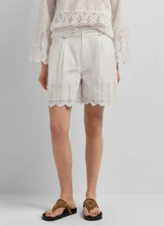 Pantaloncini con dettagli traforati