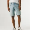 Pantaloncini in denim dalla vestibilità ampia Pantaloncini in denim dalla vestibilità ampia