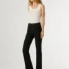 Pantaloni a zampa con 5 tasche