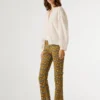 Pantaloni a zampa con 5 tasche Pantaloni a zampa con 5 tasche