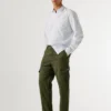 Pantaloni cargo in twill dalla vestibilità regolare Pantaloni cargo in twill dalla vestibilità regolare