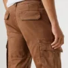 Pantaloni cargo in twill dalla vestibilità regolare Pantaloni cargo in twill dalla vestibilità regolare