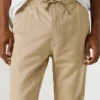 Pantaloni chino con coulisse regolabile Pantaloni chino con coulisse regolabile