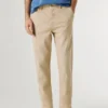 Pantaloni chino dalla vestibilità affusolata