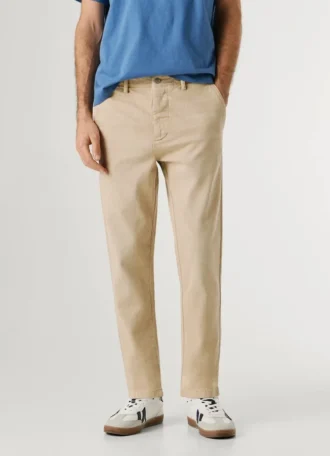 Pantaloni chino dalla vestibilità affusolata