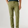 Pantaloni chino dalla vestibilità affusolata