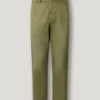 Pantaloni chino dalla vestibilità affusolata