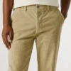 Pantaloni chino dalla vestibilità regolare Pantaloni chino dalla vestibilità regolare
