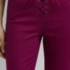 Pantaloni elasticizzati a zampa Pantaloni elasticizzati a zampa
