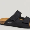 Sandali con doppia chiusura in velcro Sandali con doppia chiusura in velcro