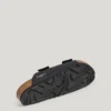 Sandali con doppia chiusura in velcro Sandali con doppia chiusura in velcro