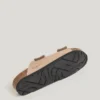 Sandali in pelle scamosciata con doppia chiusura in velcro Sandali in pelle scamosciata con doppia chiusura in velcro