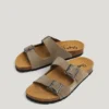 Sandali in pelle scamosciata con doppia fibbia Sandali in pelle scamosciata con doppia fibbia