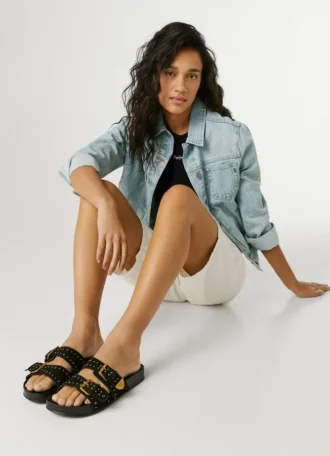 Sandali piatti in pelle scamosciata
