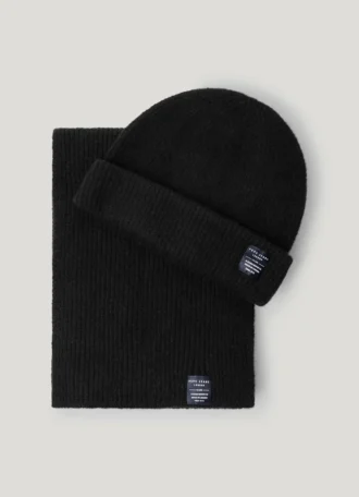 Set cappello e sciarpa a coste