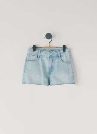 Shorts in denim dalla vestibilità comoda Shorts in denim dalla vestibilità comoda